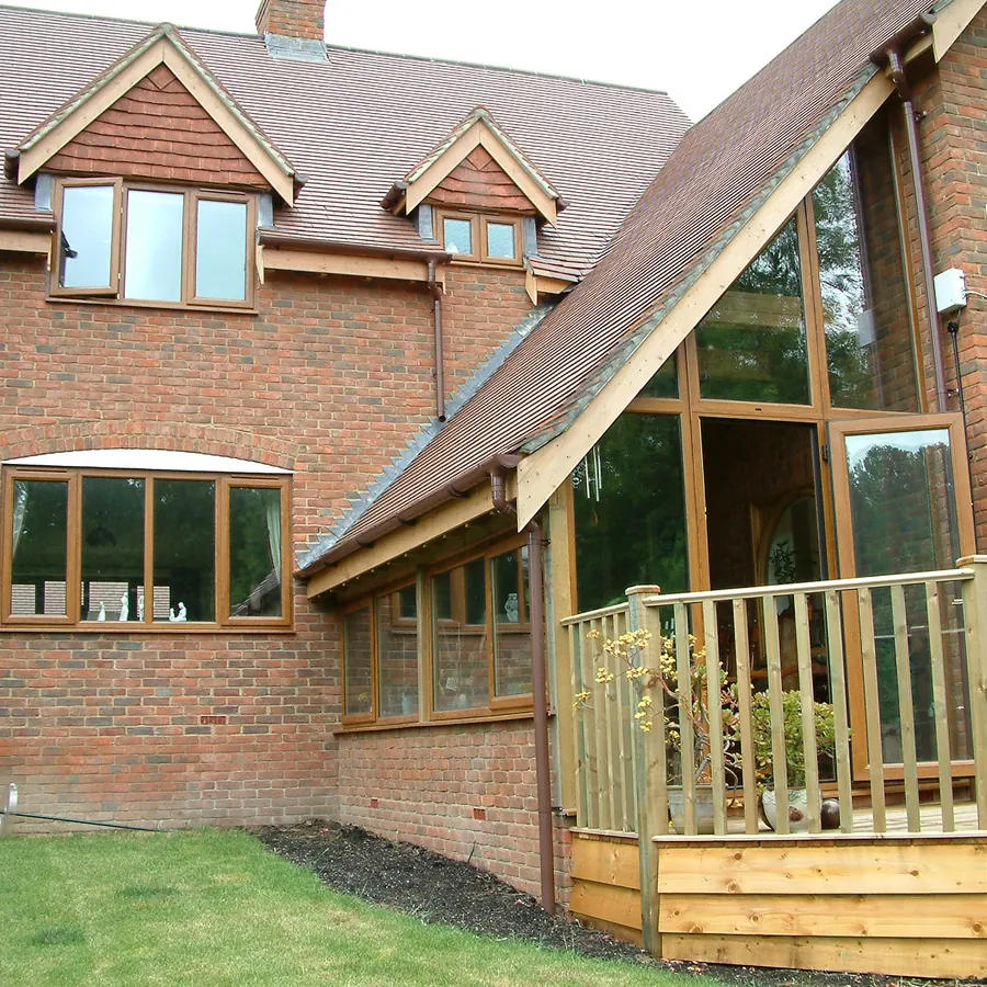 Lean-To Charlton
