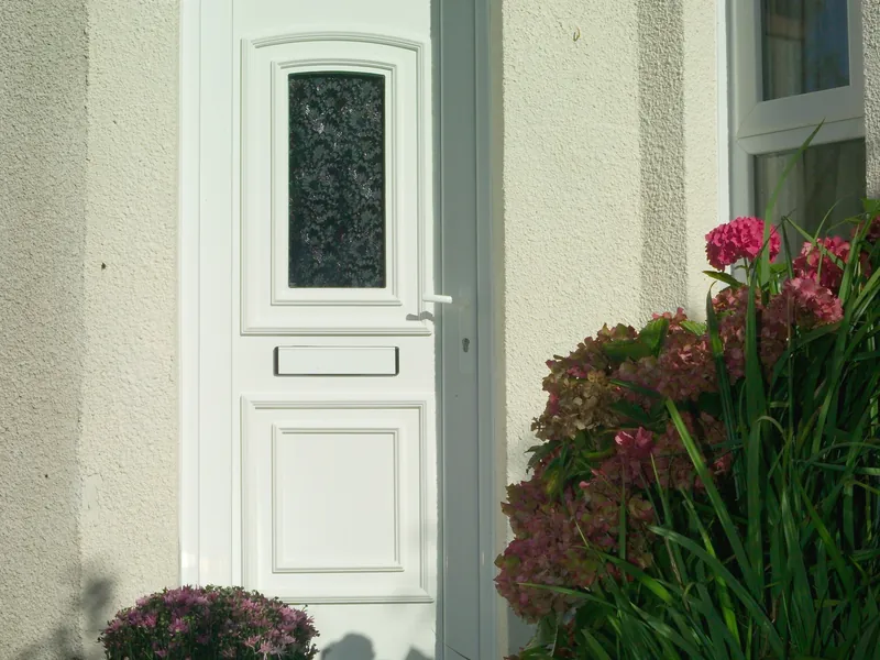 Back Charlton