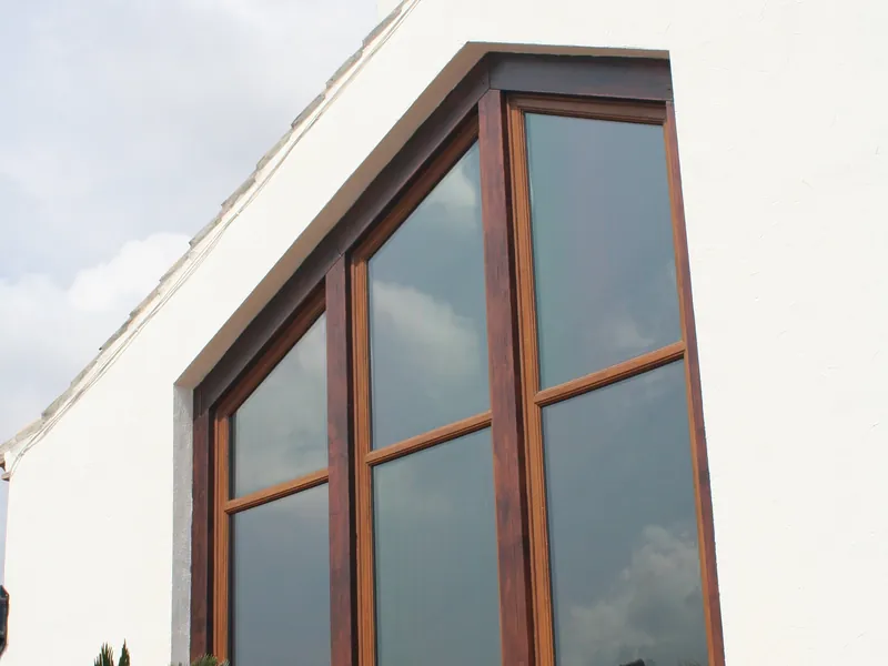 Bow Windows Charlton